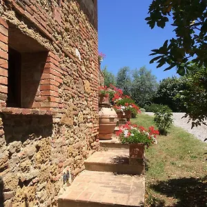 Vakantieboerderij Agriturismo Il Sasso, Montepulciano Stazione